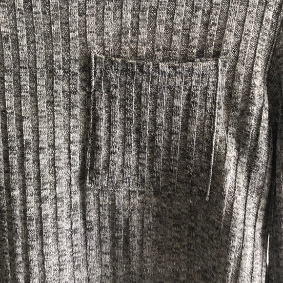 Grey Long Sleeve Crop Shirt - Picture 2 of 3